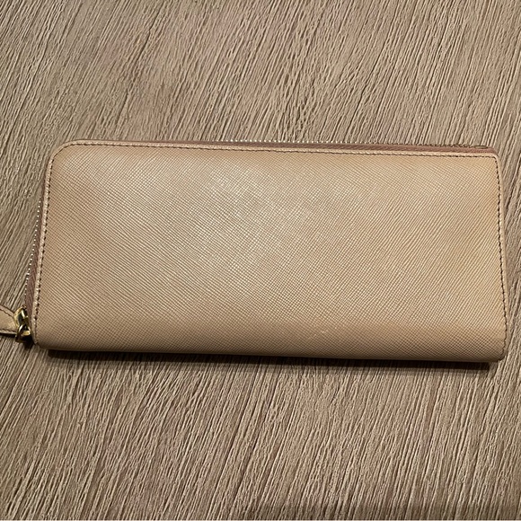 LOW START Prada Wallet (EUC) - Picture 2 of 6